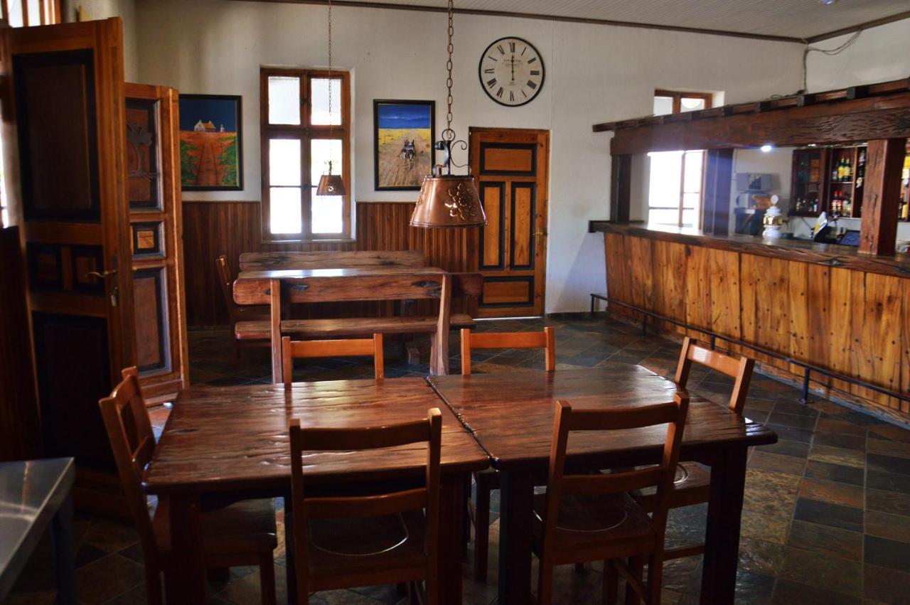 Central Hotel Omaruru Buitenkant foto