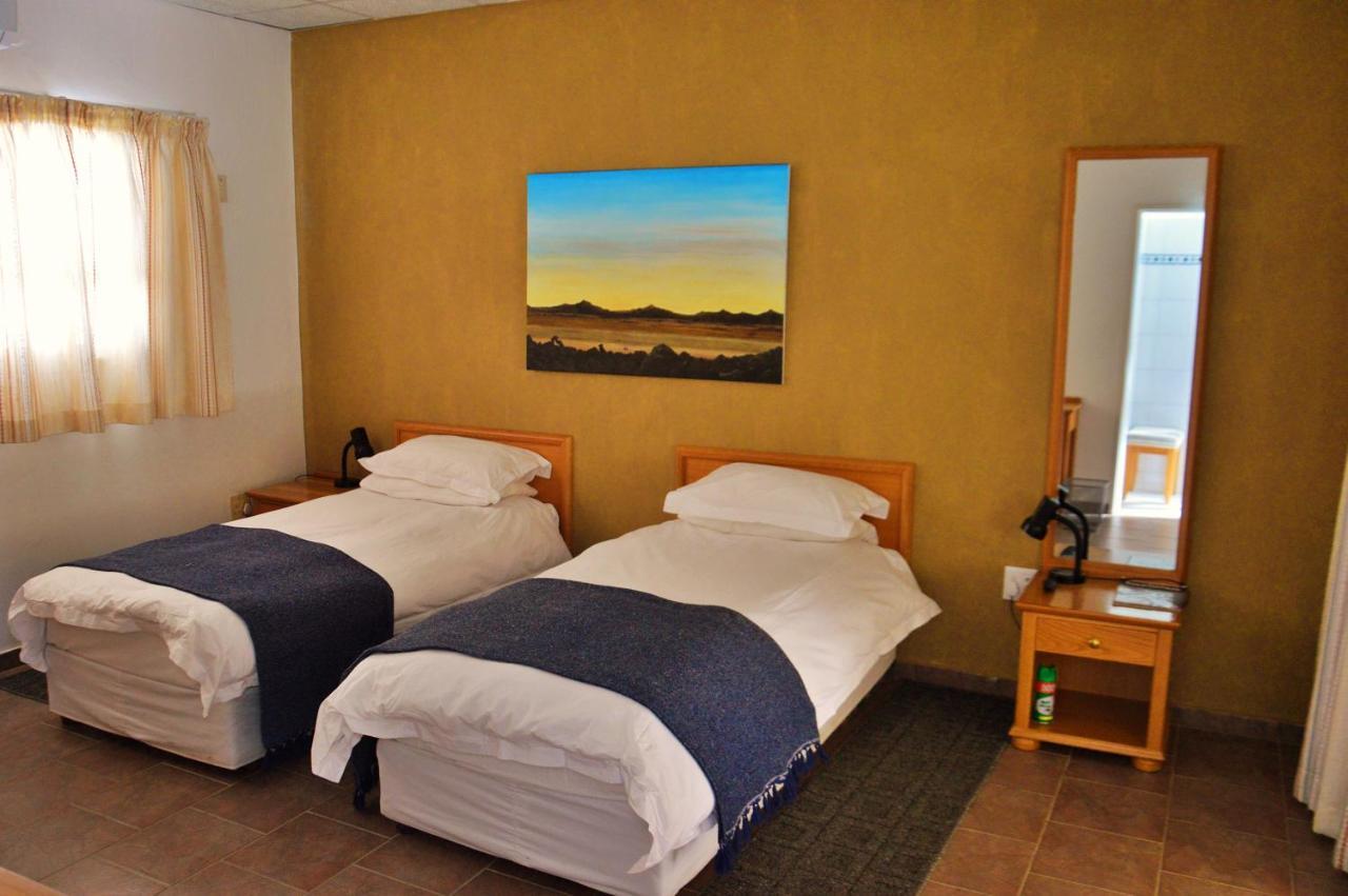 Central Hotel Omaruru Buitenkant foto